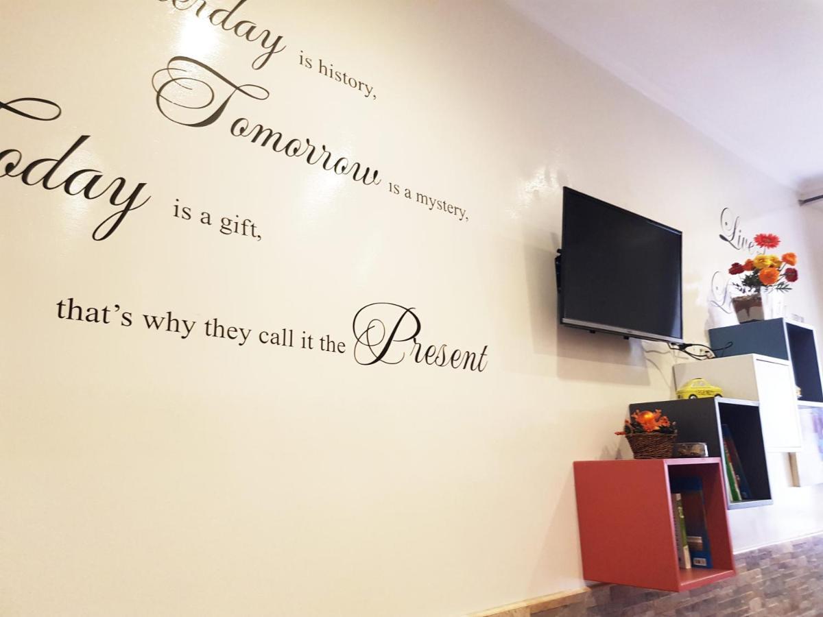 Legends Hostel Рим Екстериор снимка