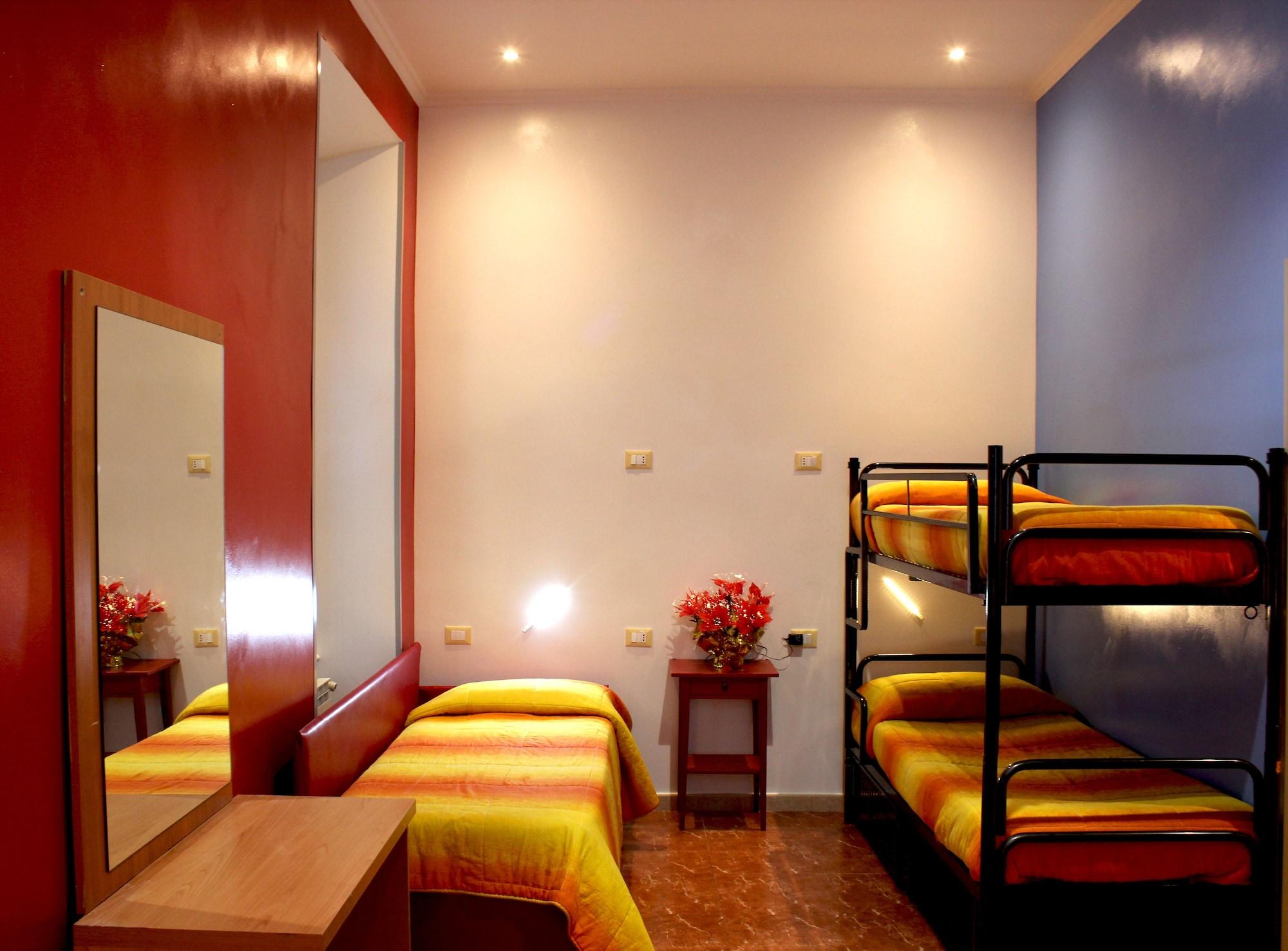 Legends Hostel Рим Екстериор снимка