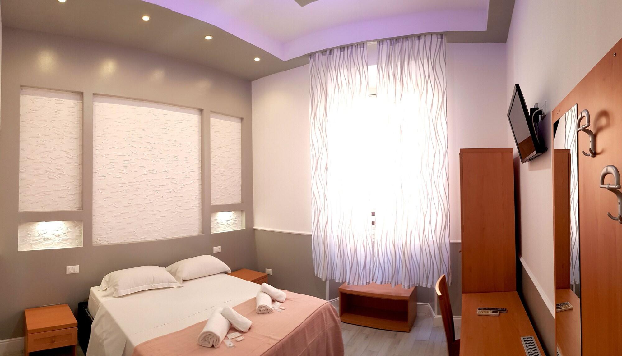 Legends Hostel Рим Екстериор снимка