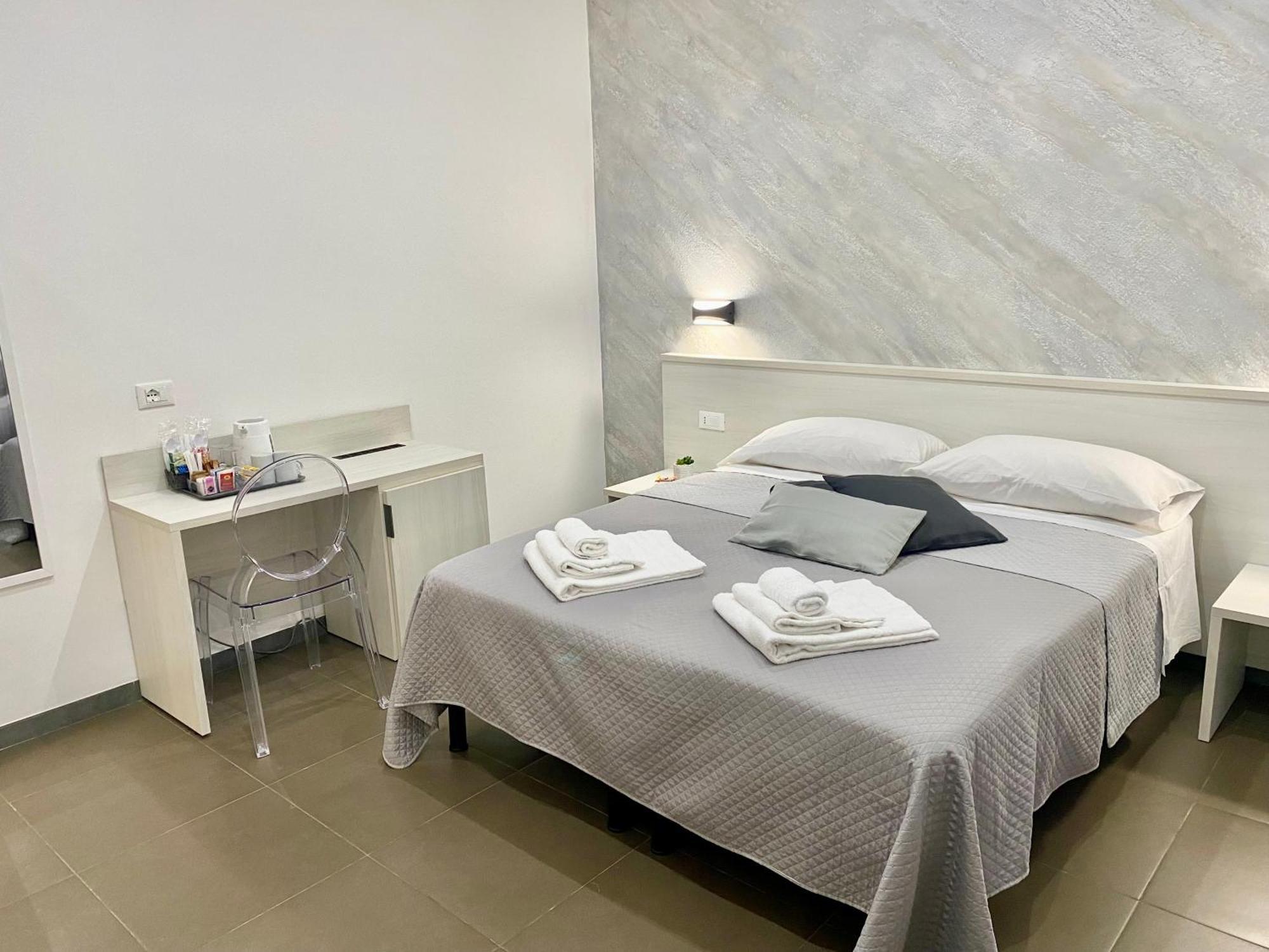 Legends Hostel Рим Екстериор снимка