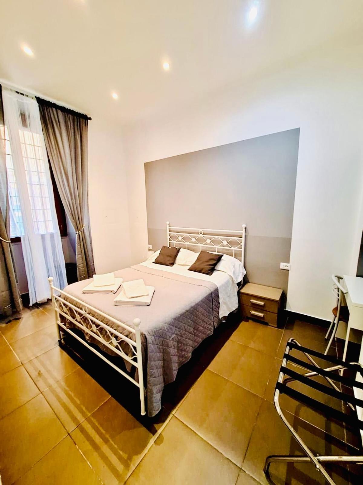 Legends Hostel Рим Екстериор снимка