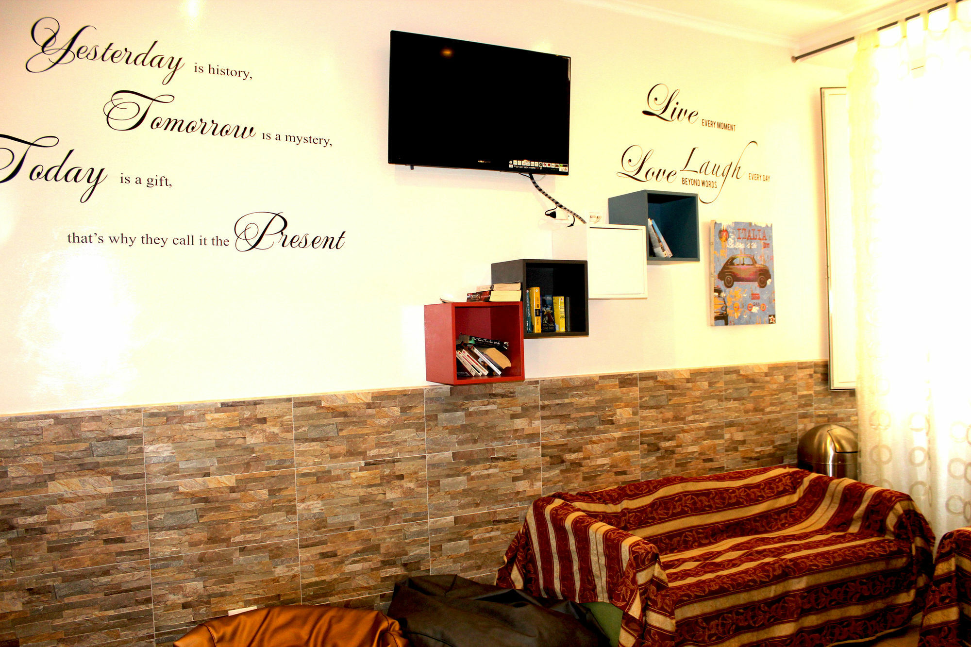 Legends Hostel Рим Екстериор снимка