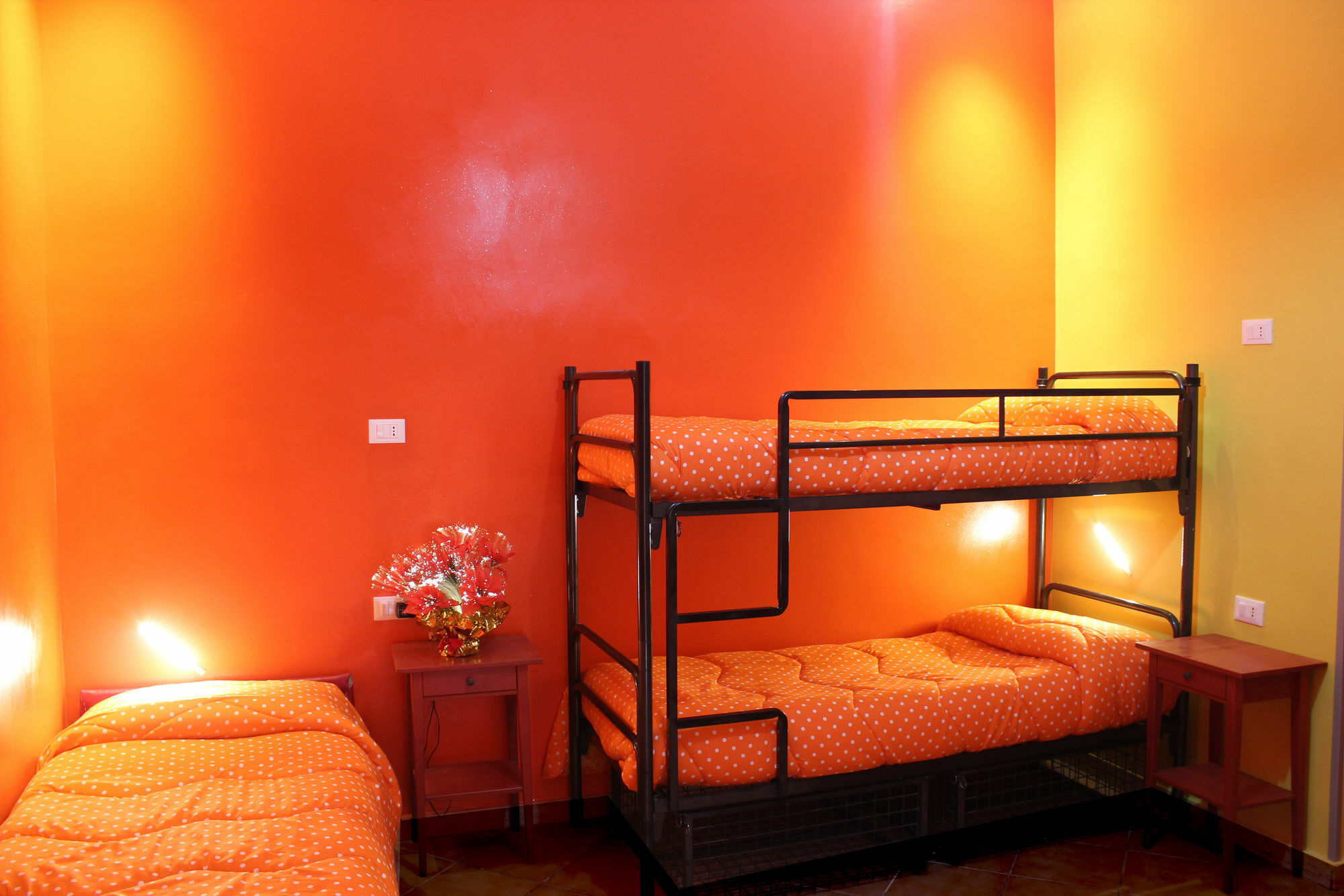 Legends Hostel Рим Екстериор снимка